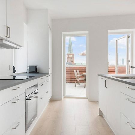 Grand Penthouse Suite With Private Rooftop Terrace Århus Exterior foto