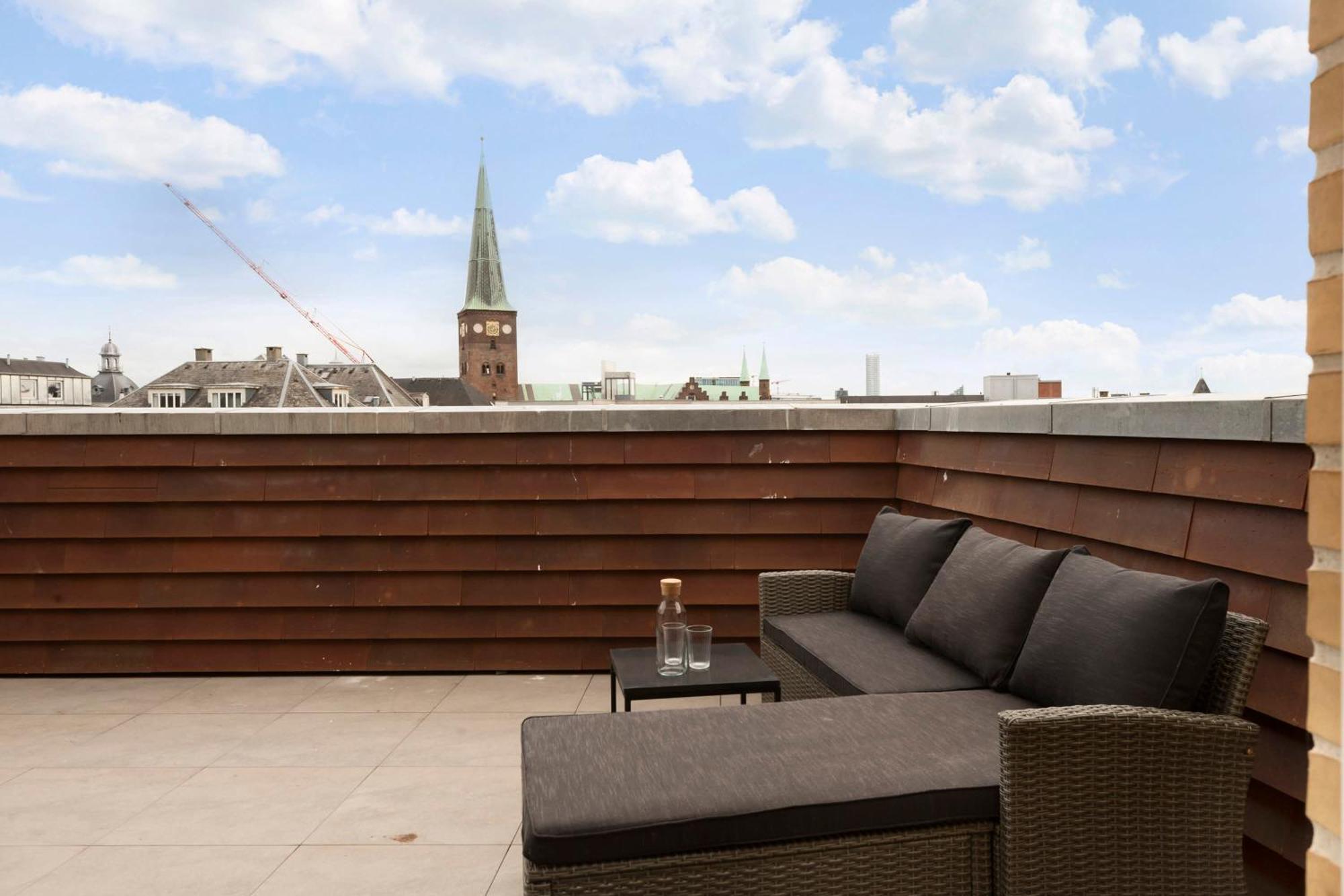Grand Penthouse Suite With Private Rooftop Terrace Århus Exterior foto